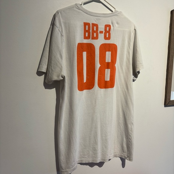 Rare Star Wars Harvey Nichols BB-8 Medium Men's Jersey T Shirt White - Picture 6 of 12